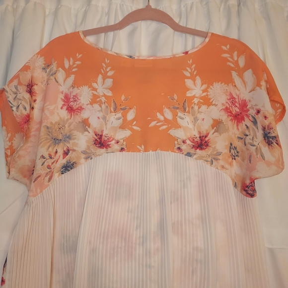 Floral Peach Short Sleeve Blouse by CATO - Picture 5 of 9